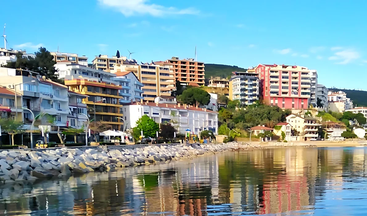 Armutlu Marmara Şehir ve Deniz Manzarası