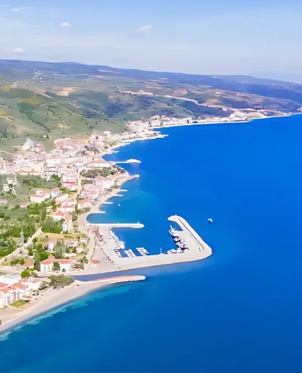 Armutlu Plajı ve Marmara Denizi